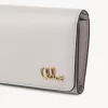 Pequeño bolso Chloé Iconic de tres pliegues con bolsillo para monedas en piel granulada