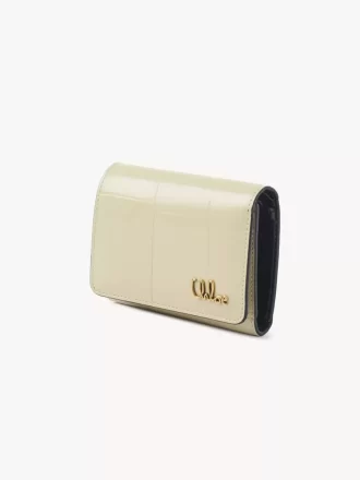 Pequeño bolso Chloé Iconic de tres pliegues en piel efecto cocodrilo