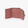 Pequeño cuaderno tríptico con alfabeto en piel granulada Pequeño cuaderno tríptico con alfabeto en piel granulada