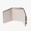 Pequeño cuaderno tríptico con alfabeto en piel granulada Pequeño cuaderno tríptico con alfabeto en piel granulada