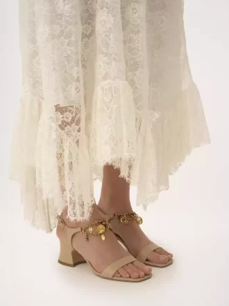 Sandalia de tacón Charms de Chloé