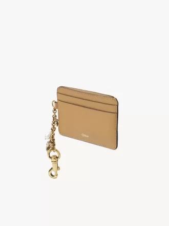 Tarjetero Chloé Charms en piel granulada