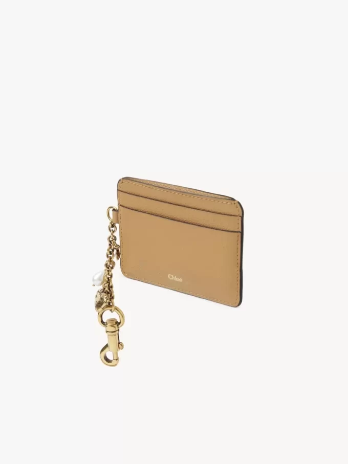 Tarjetero Chloé Charms en piel granulada