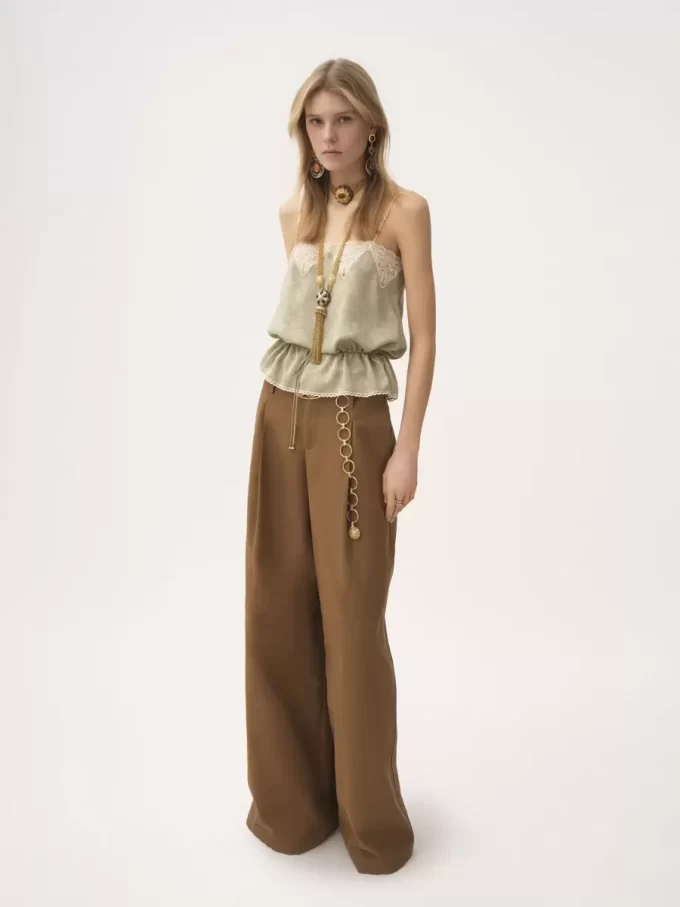 Top camisola con cordón en jacquard de seda y encaje Top camisola con cordón en jacquard de seda y encaje