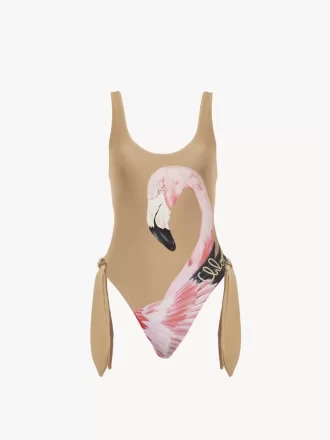 Traje de baño de una pieza con cortes