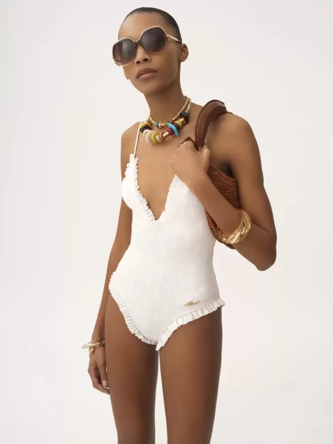 Traje de baño de una pieza con cuello en V y volantes Traje de baño de una pieza con cuello en V y volantes