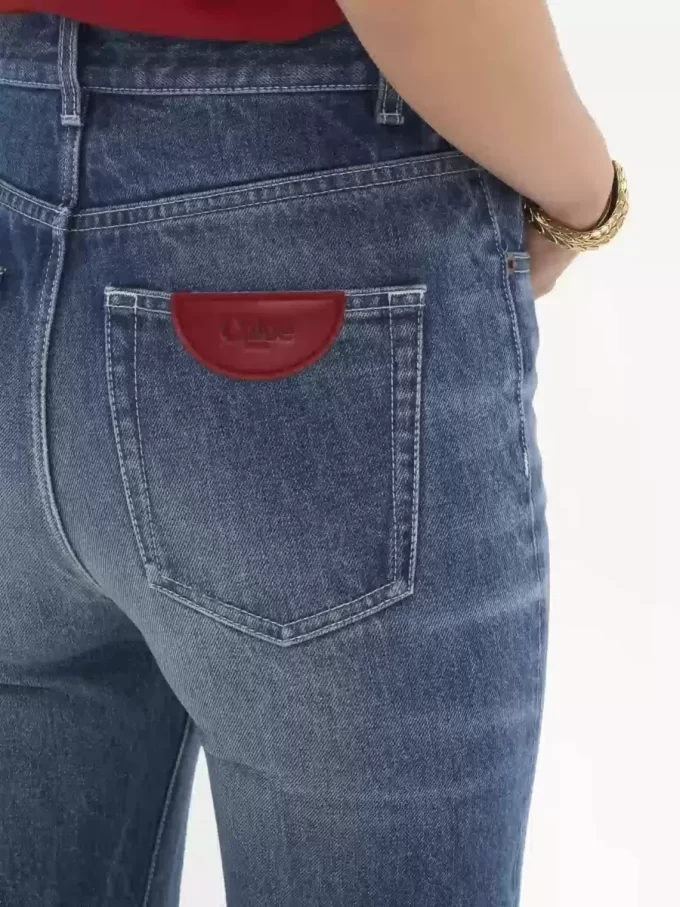 Vaqueros bootcut de tiro alto en denim Vaqueros bootcut de tiro alto en denim