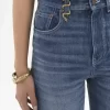 Vaqueros bootcut de tiro alto en denim Vaqueros bootcut de tiro alto en denim