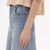 Vaqueros de tiro alto y pierna ancha en denim