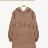 Vestido con capucha para niños