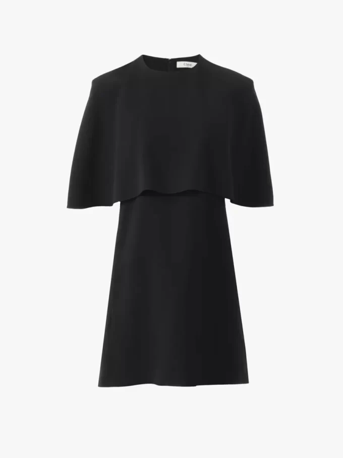 Vestido corto tipo capa en crepé de viscosa