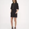Vestido corto tipo capa en crepé de viscosa