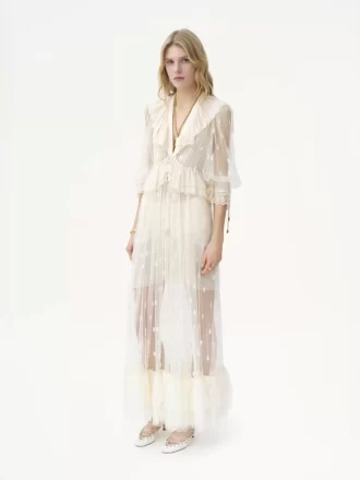 Vestido largo de escote en V fruncido en encaje bordado