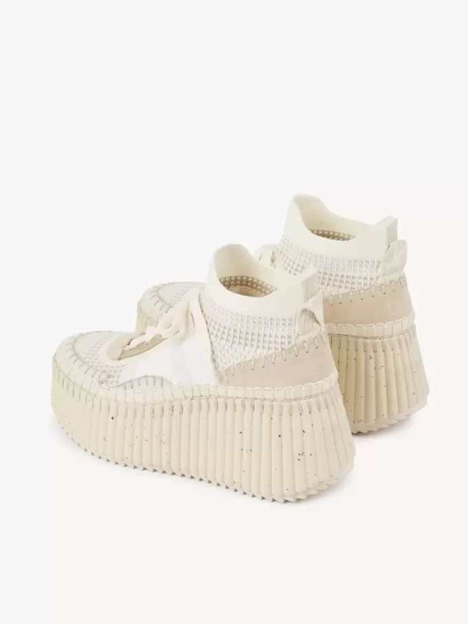 Zapatilla de cuña Nama