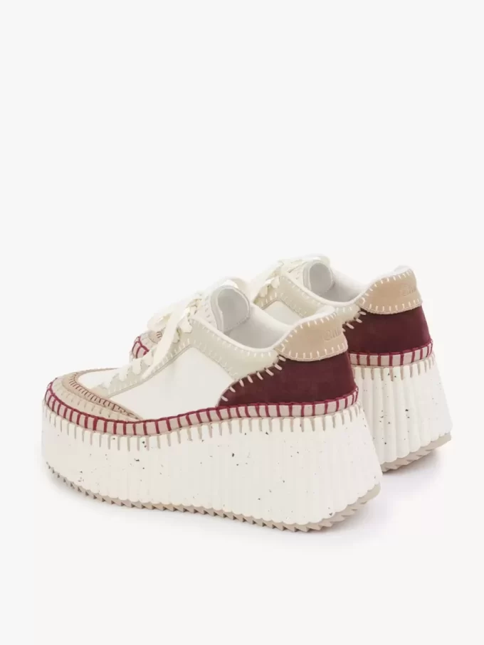 Zapatilla de cuña Nama
